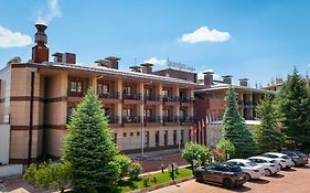 Bonjur Hotel Thermal & Wellness Club  4*